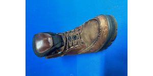 Ecco - Men's ecco hiking boots / "soles" and poor customer service at ecco store